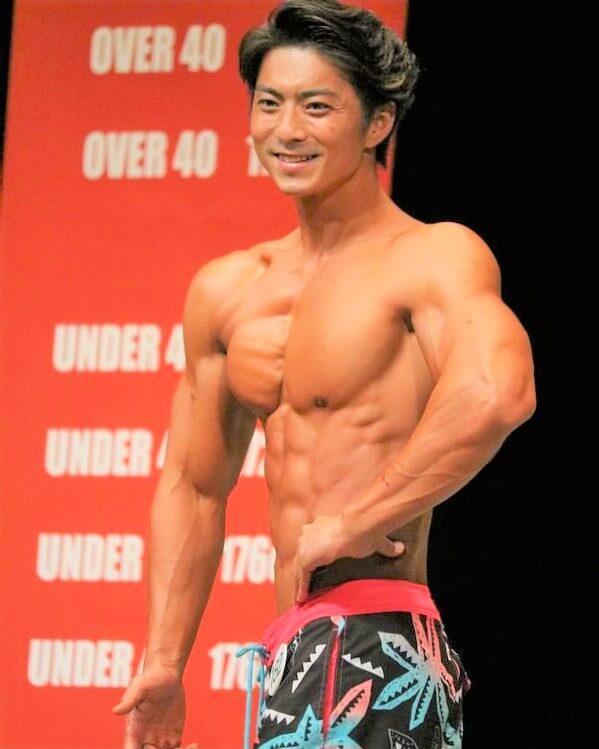 After体脂肪率30％の面影ゼロ!? 1日30分の筋トレで別人になった40歳