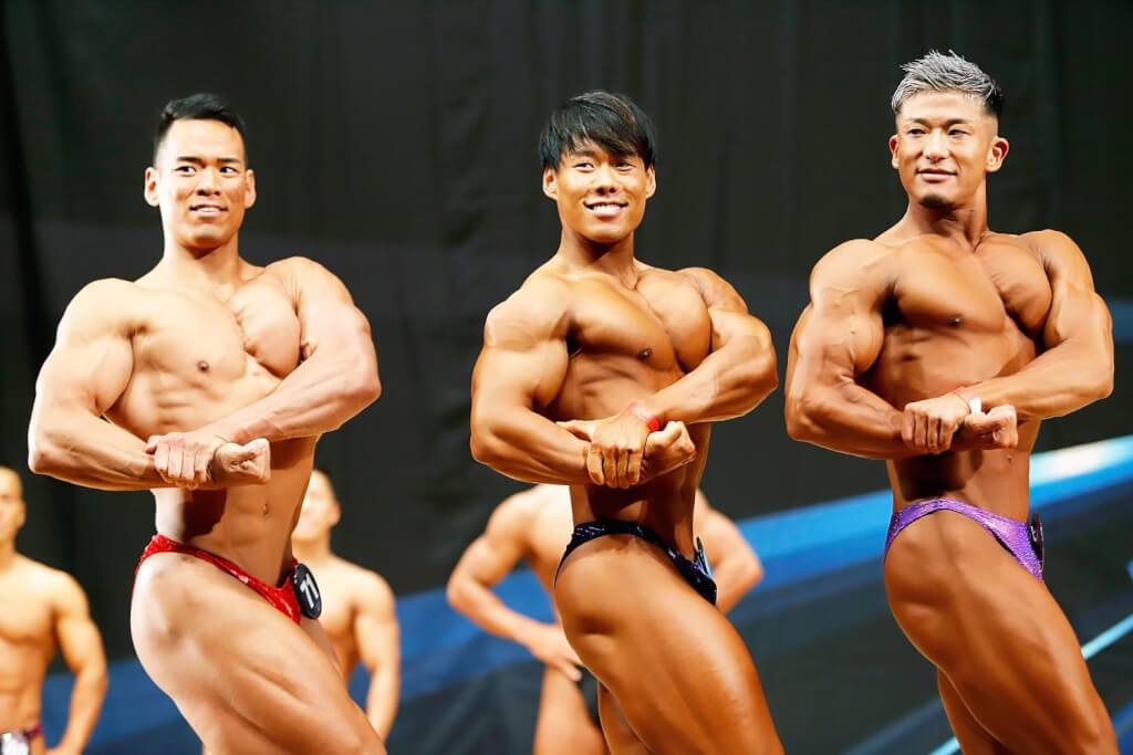 ボディビルのTOP3（左から芳賀涼平さん（3位）、大久保恵介さん（優勝）、持田教利さん（2位））