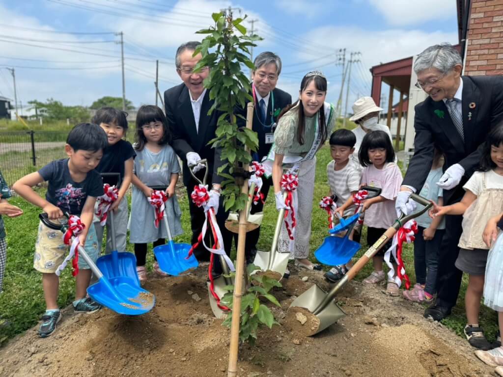 植樹の式典