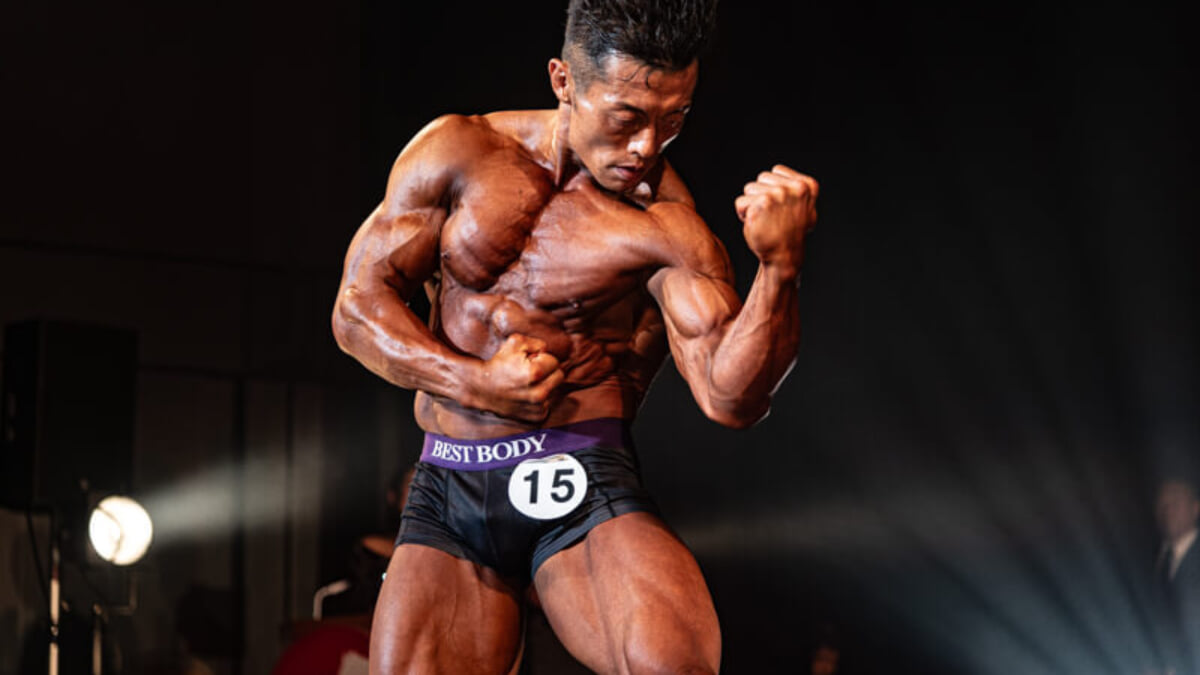 自衛隊最強の男は第1空挺団所属の47歳 「トップサイドデッドリフトは