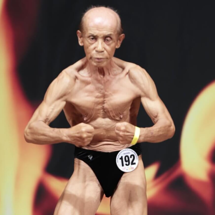 ジャンボサイズ！マッチョ獅子舞　ボディビルダー　正月 24-masters-mbb-80y_174-1-