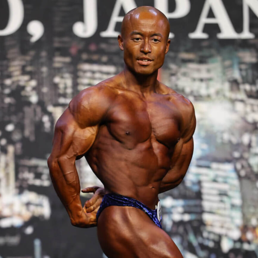 ボディビル外科医が医学的見地から教える「効かせる」筋トレインテリジェントマッスル ボディビル外科医が医学的見地から教える「効かせる」筋トレ