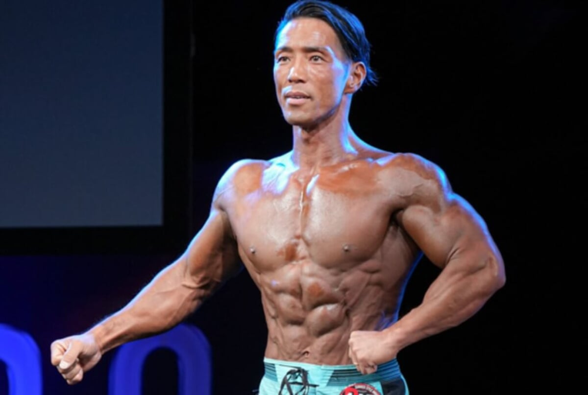 バッキバキ”腹筋の41歳は「1日40分のトレーニング」でボディメイク