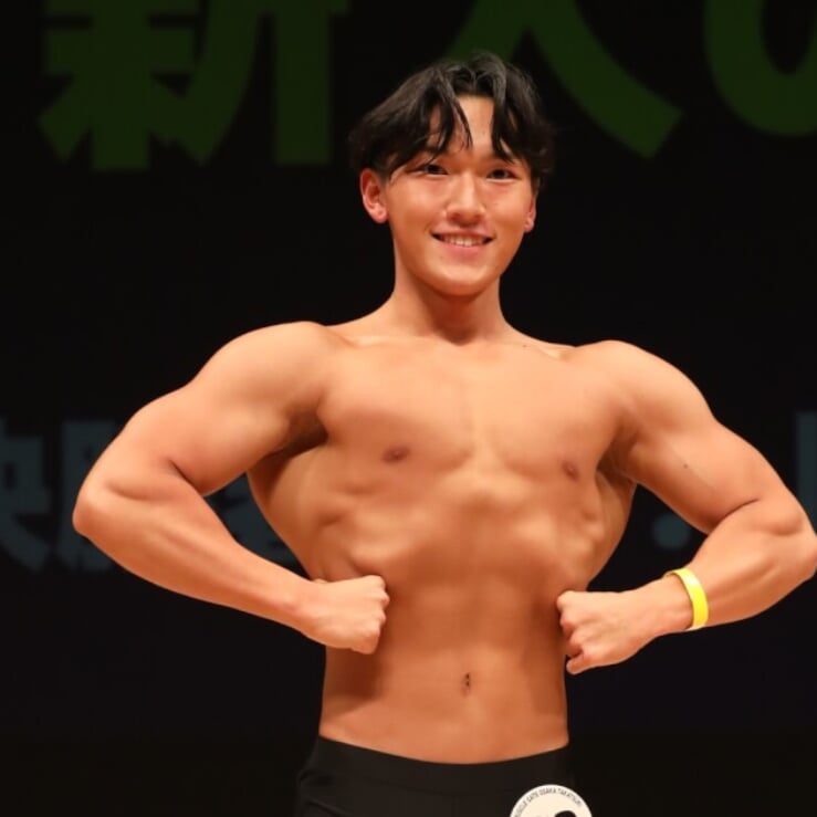 広い背中をつくりあげた大学4年生 学生生活最後の集大成として