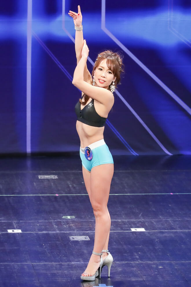 吉岡絢子さん