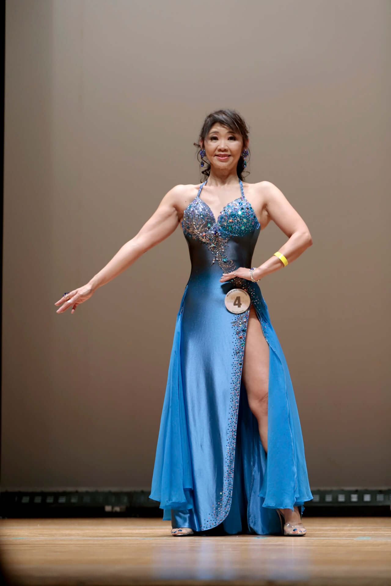 向山さん