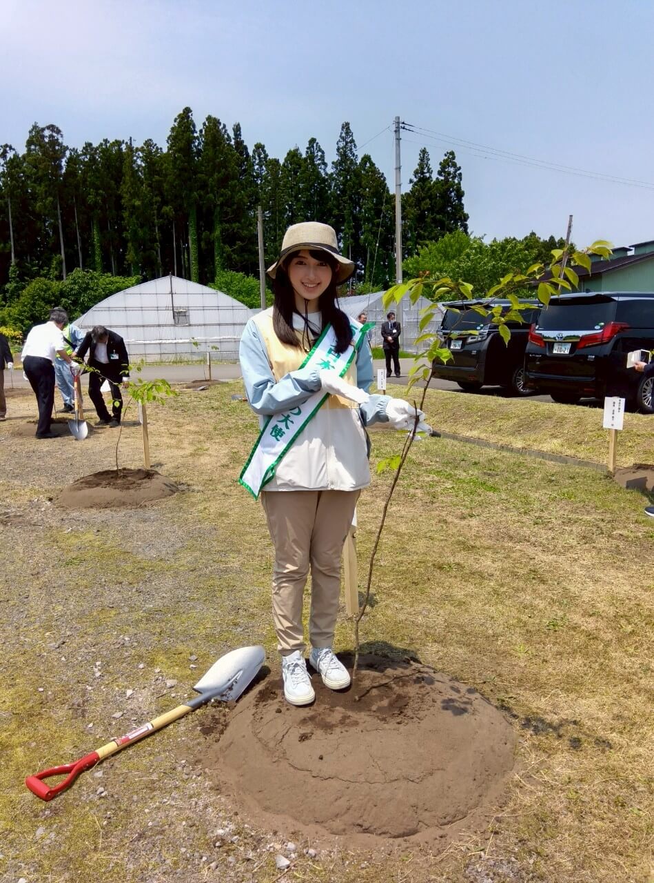 ミス日本みどりの大使　佐塚こころさん