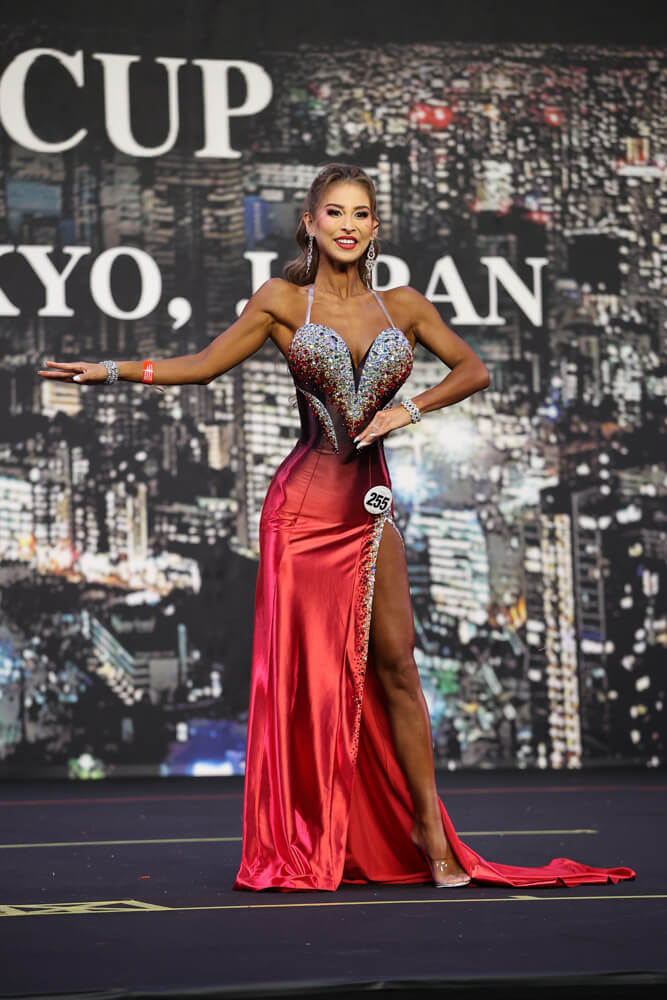 鈴木由香さん