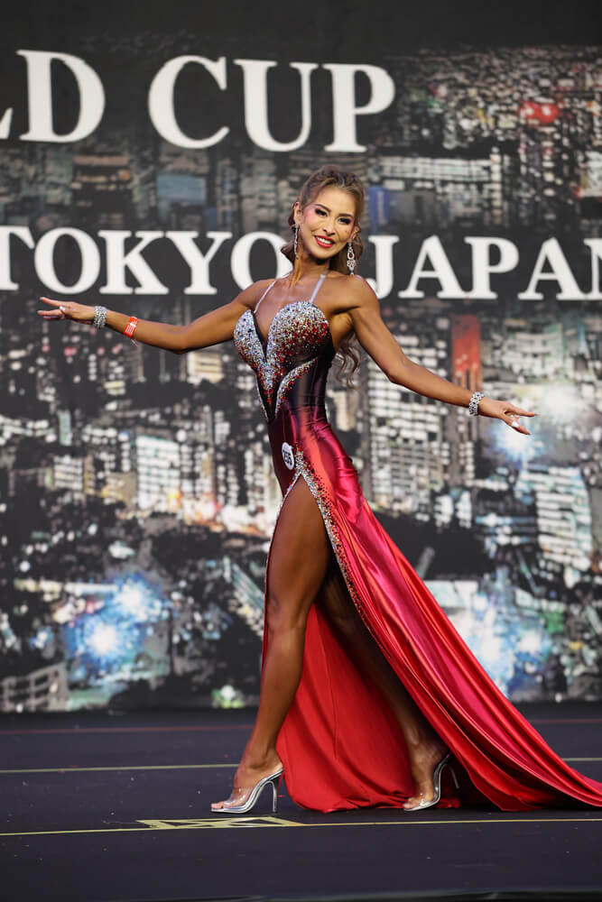 鈴木由香さん