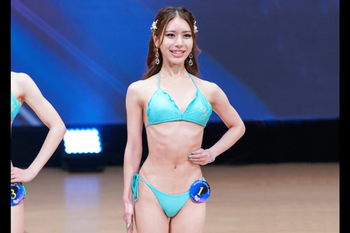 勝連ひな乃さん