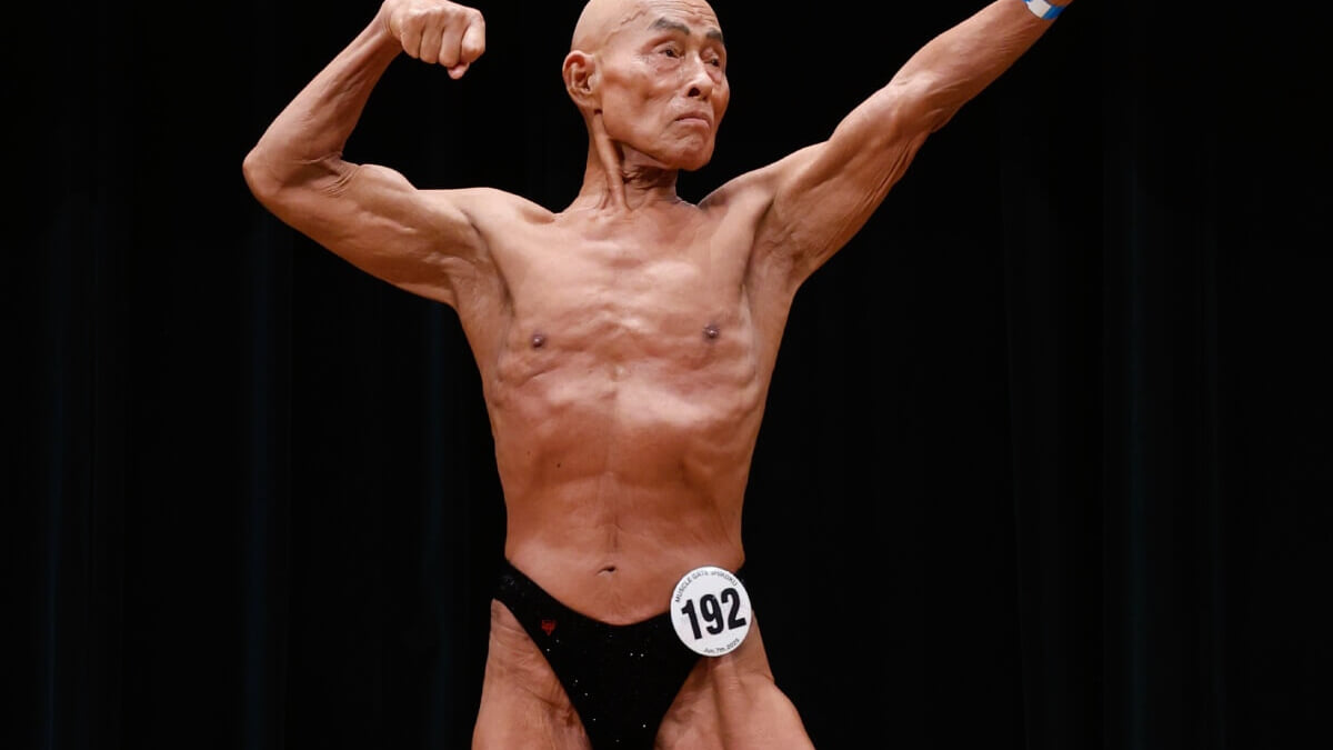 ☆ボディビルダー像 マッスル 筋肉美　★難有り（塗装剥がれ）特価現品限り！ ☆ボディビルダー像 マッスル 筋肉美 ☆難有り（塗装剥がれ）特価現品