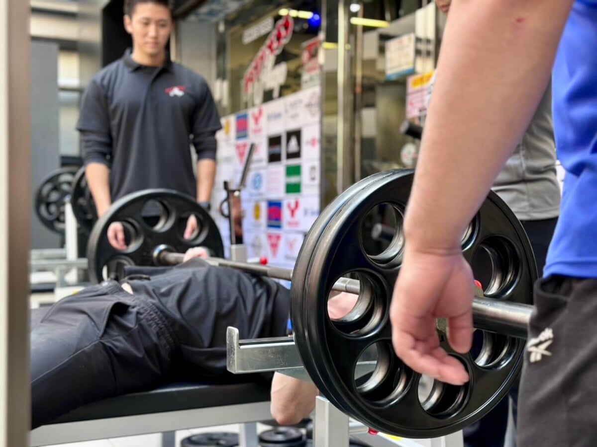 秋の大胸筋運動会」再び！ベンチプレス大会が水道橋で開催 | FITNESS