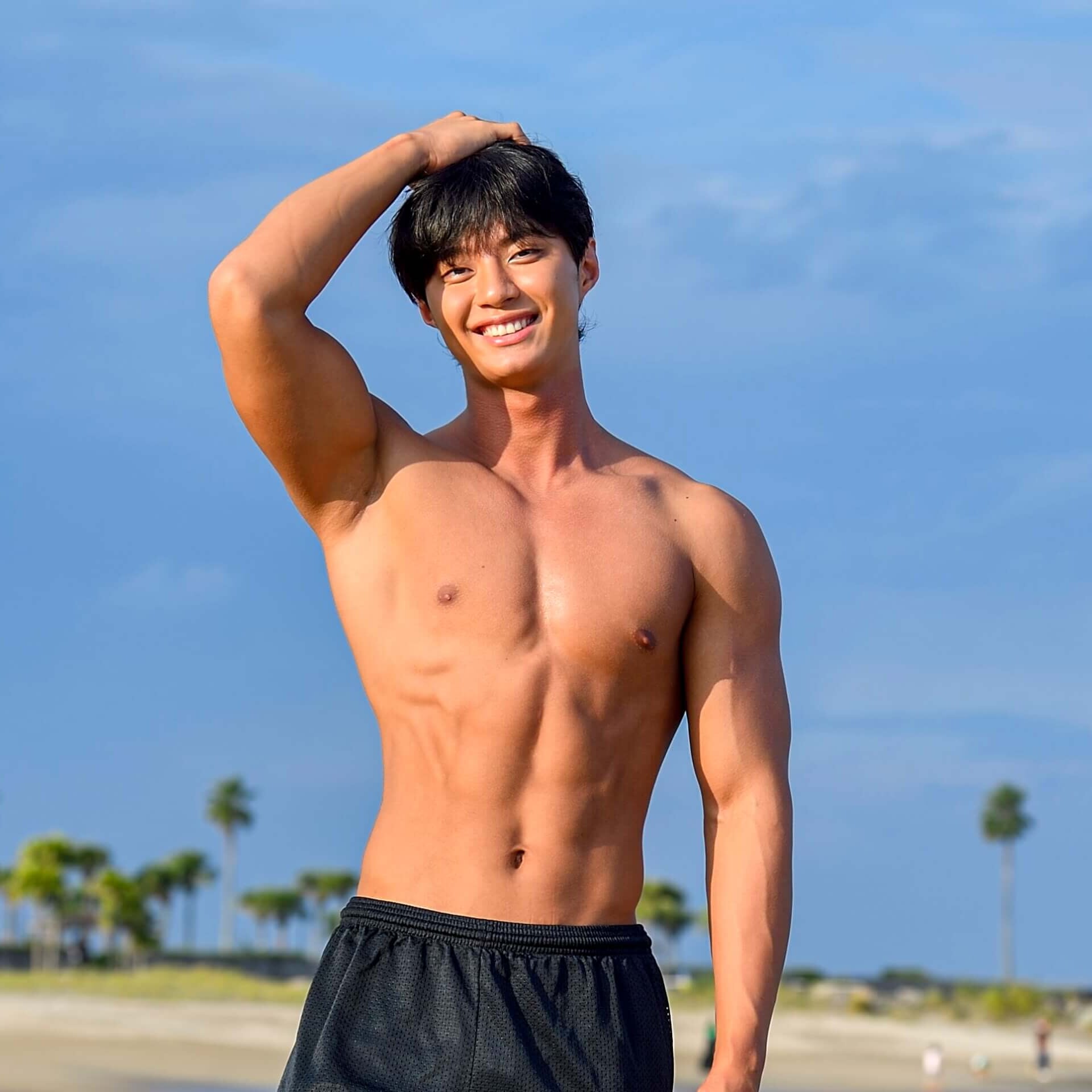 今日好き」出演で人気沸騰中！ 話題の高校生ナンバー1ビルダー 