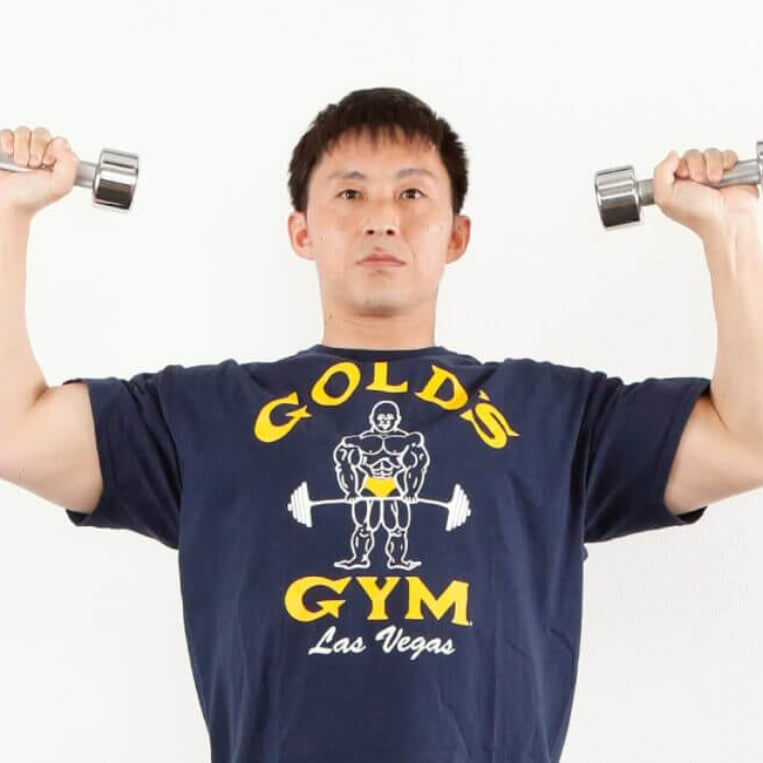 三角ダンベル(コンテストパンプアップにオススメ) 自宅で肩トレ！ダンベルを使った【三角筋】筋トレメニュー3種目