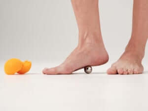 足裏ツボをマッサージ！ナボソの「イグナイトニューロボール」でセルフケア