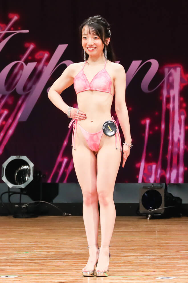 西田よしのさん