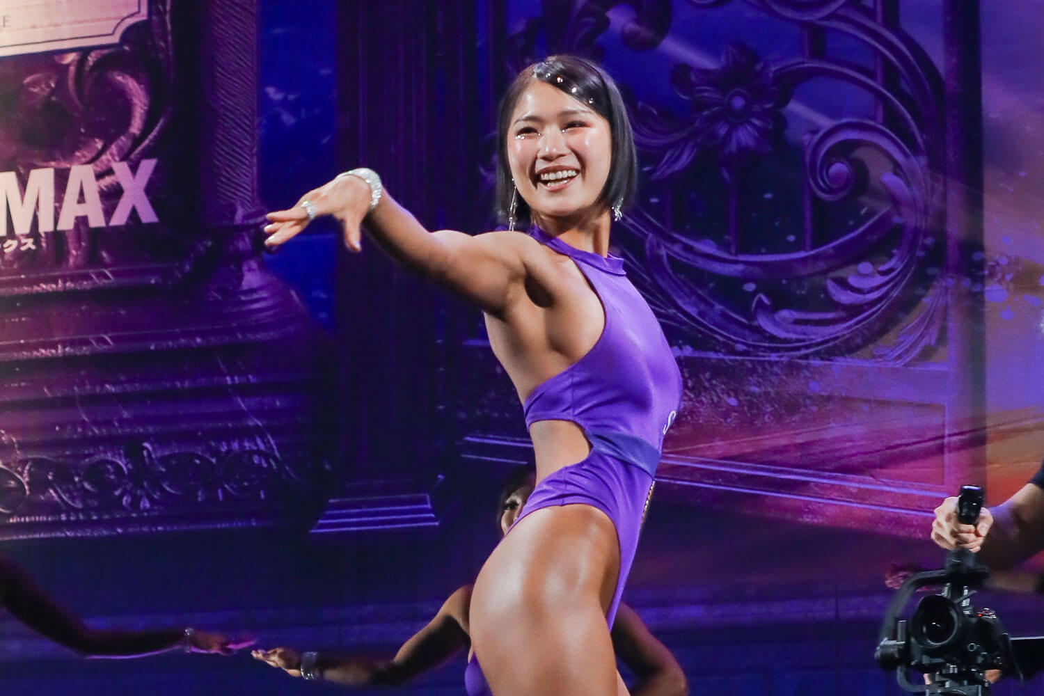 山本彩由実さん